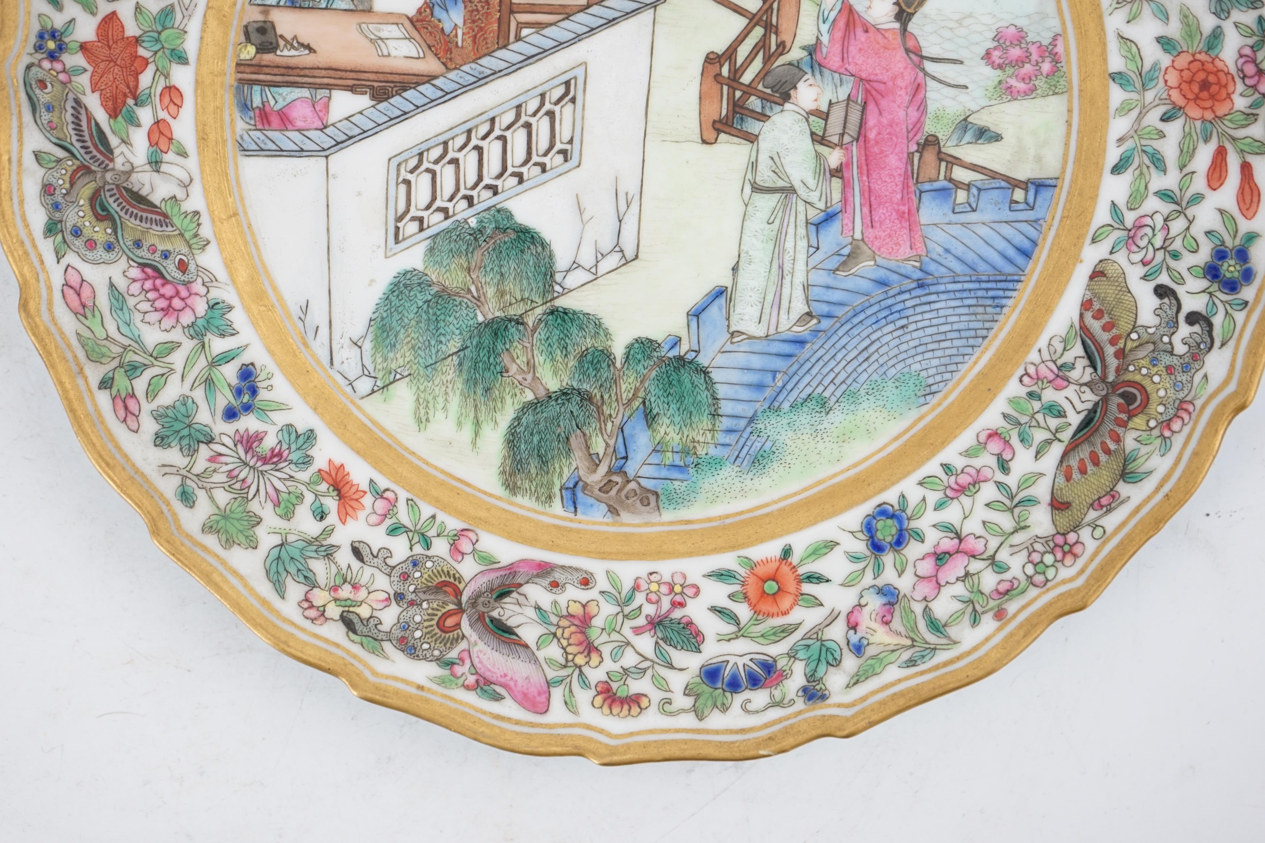 A fine Chinese famille rose ‘Romance of the Western Chamber’ dish, Jiaqing-Daoguang period